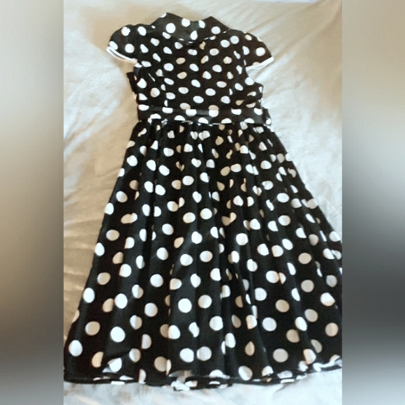 Heart & Roses Blk & Wht Ploka Dot Dress - Picture 3 of 11